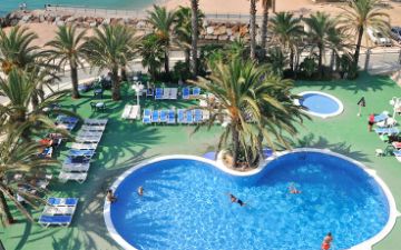 Piscinas del Caprici Beach Hotel & Spa