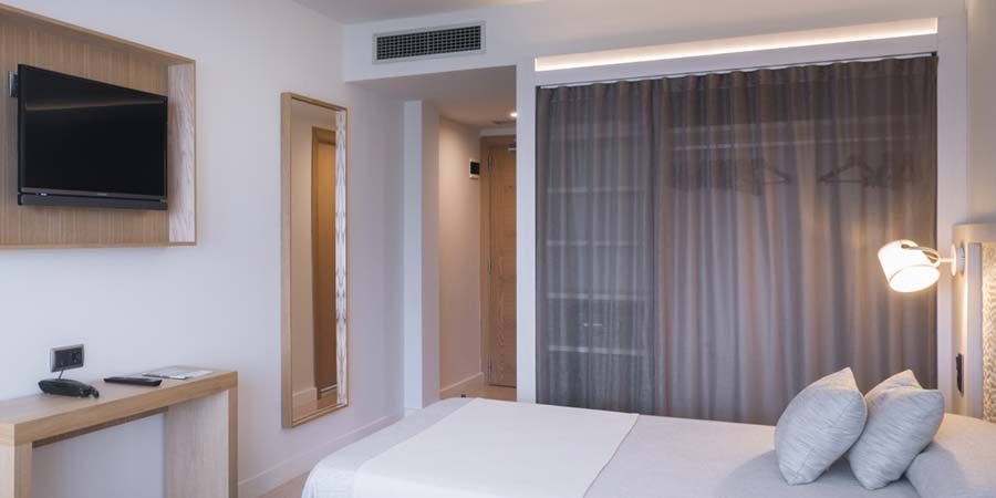 habitacion doble estandar caprici beach hotel spa