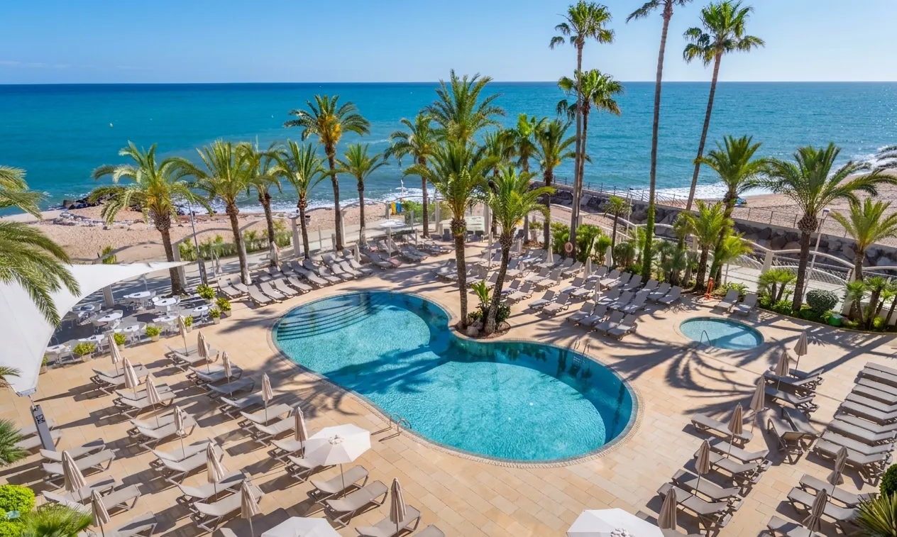 caprici beach hotel & spa